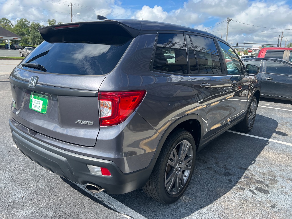 Honda Passport photo 12