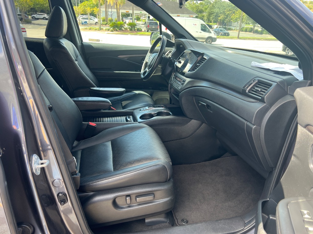 Honda Passport photo 16