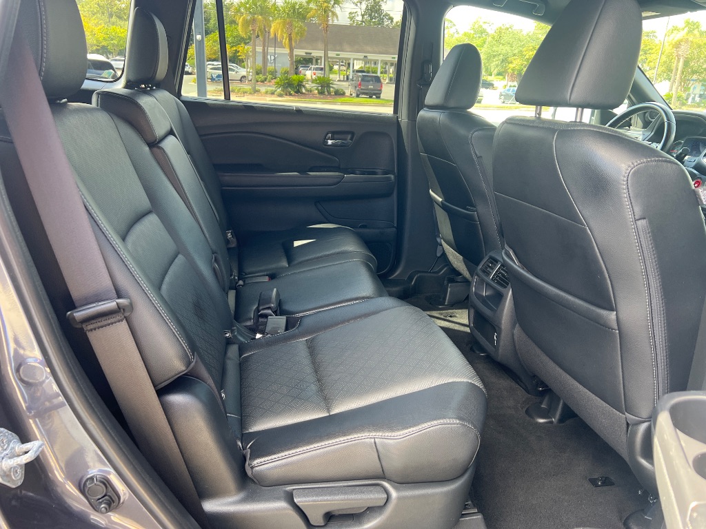 Honda Passport photo 17