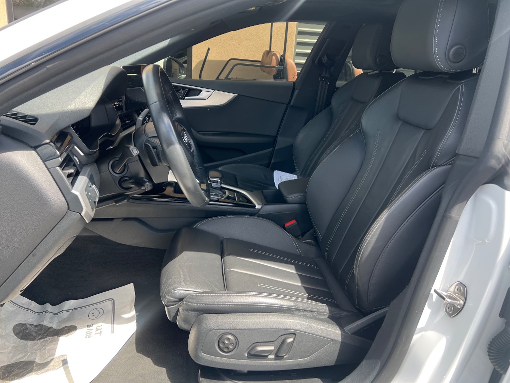Audi A5 photo 12
