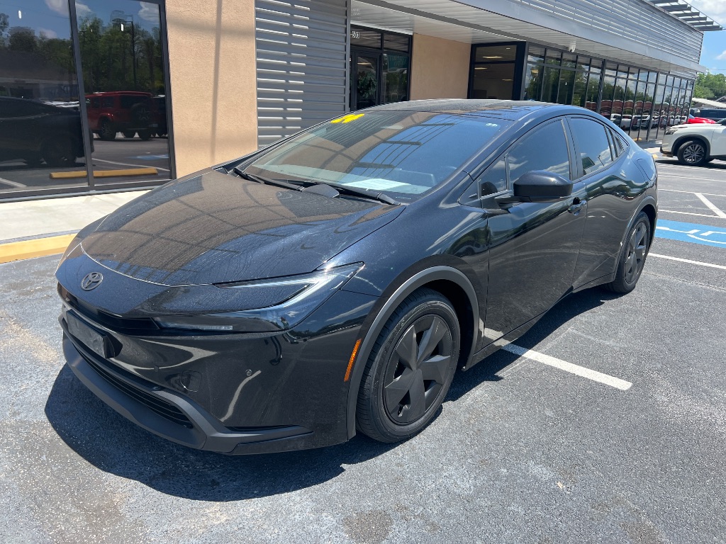 2024 Toyota Prius