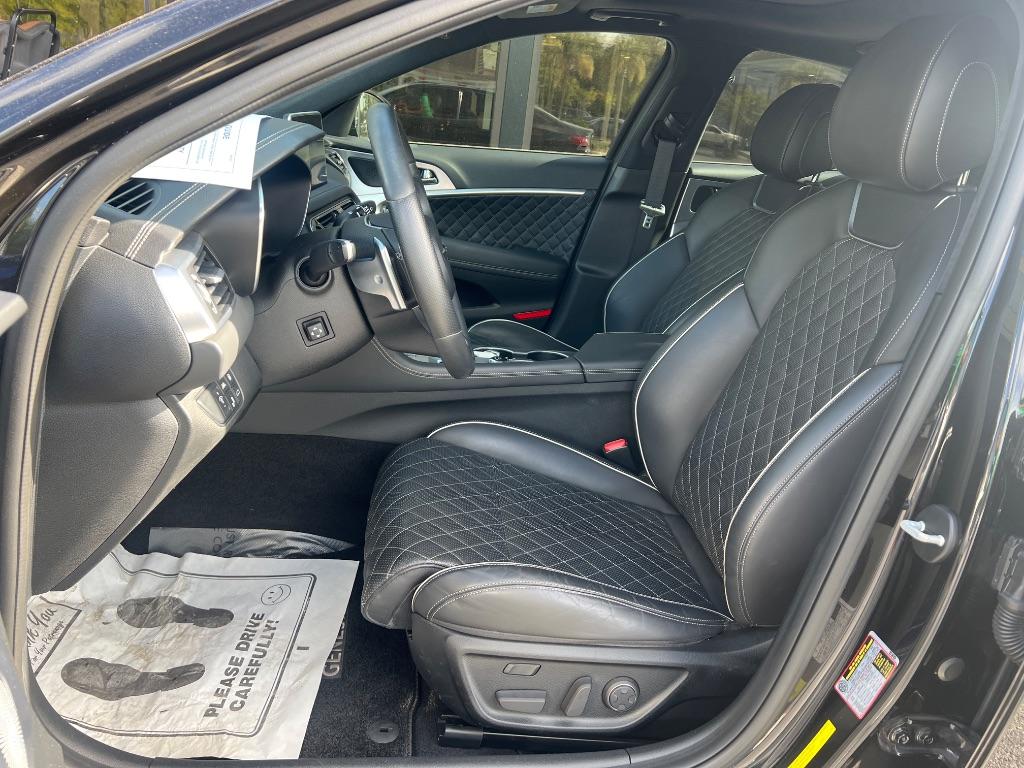 Genesis G70 photo 15
