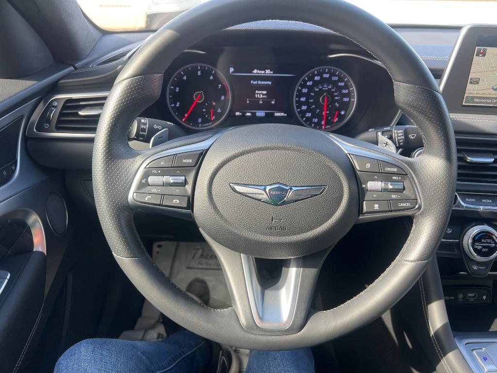 Genesis G70 photo 5
