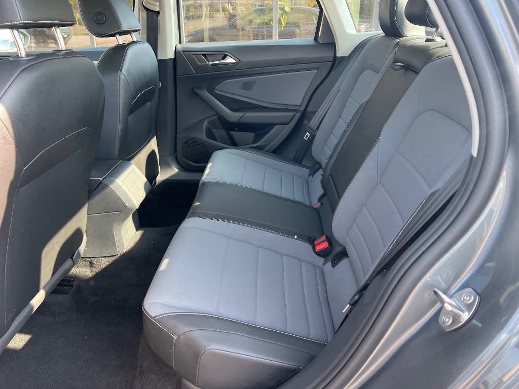 Volkswagen Jetta photo 15