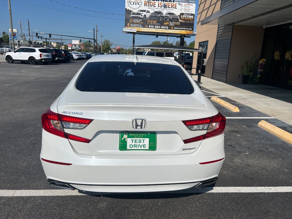 Honda Accord photo 10