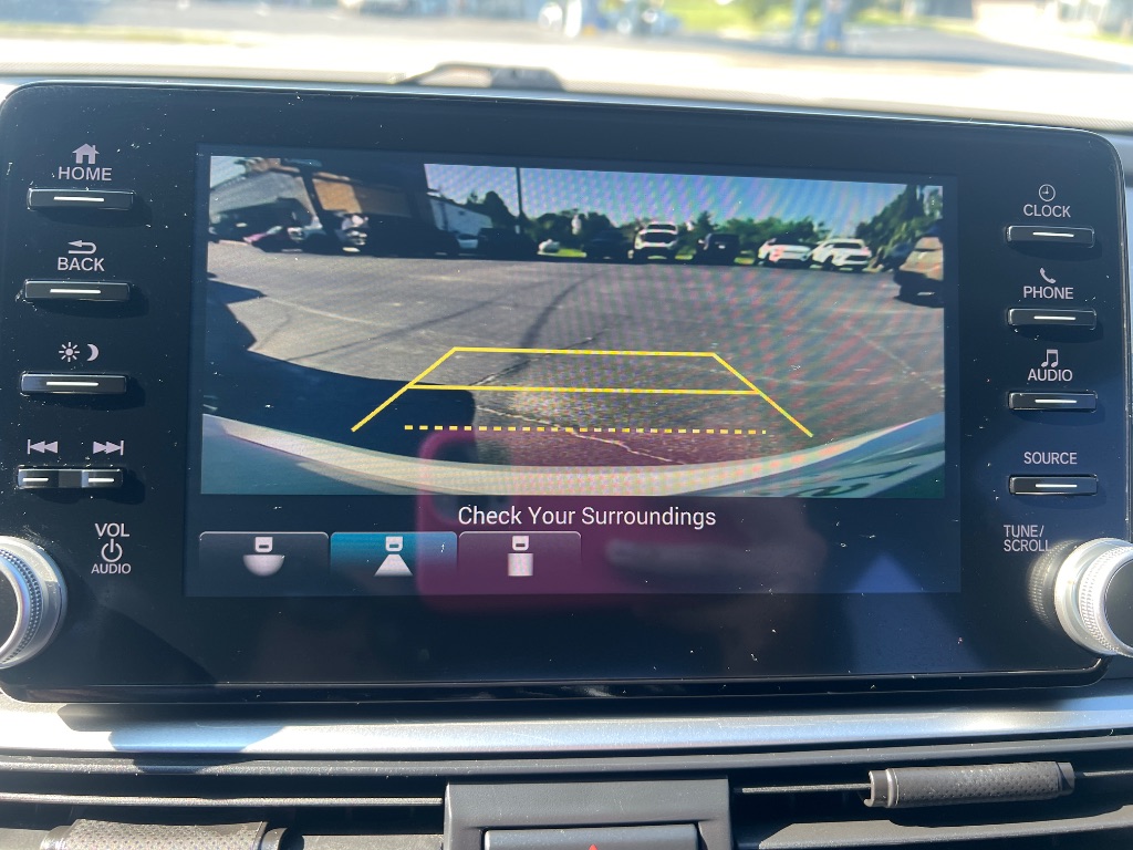 Honda Accord photo 5