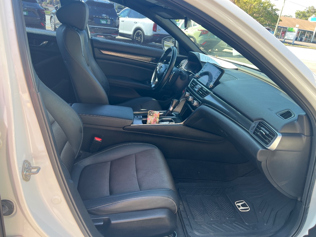 Honda Accord photo 15