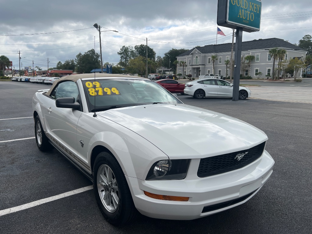 Ford Mustang photo 12