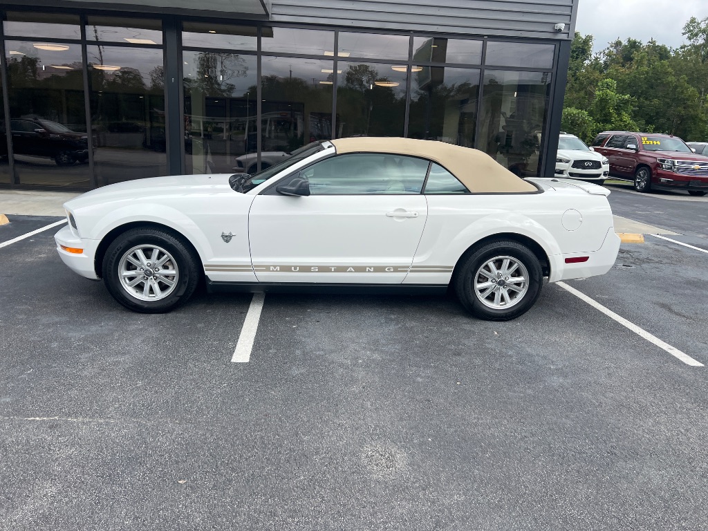 Ford Mustang photo 9