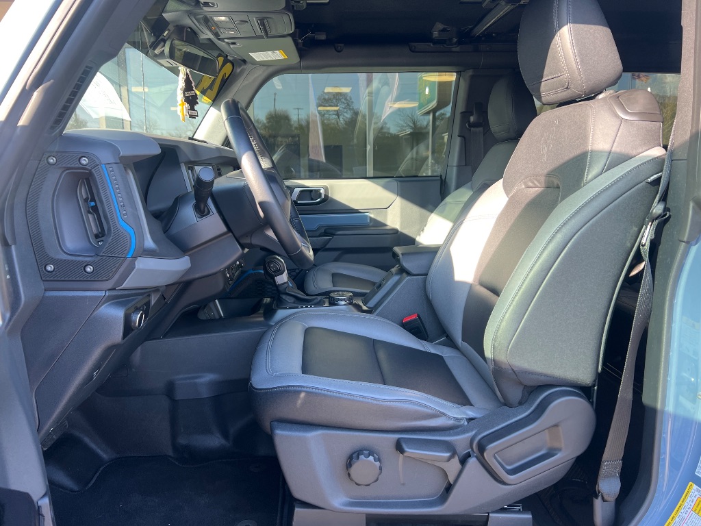 2024 Ford Bronco 2-Door Black Diamond - Photo 11