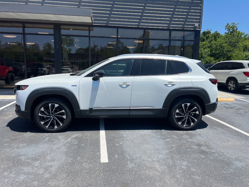 Mazda CX-50 photo 10