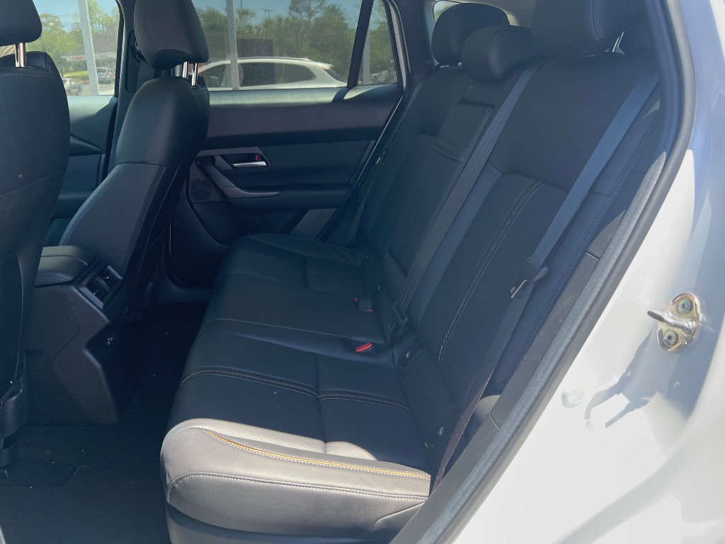 Mazda CX-50 photo 15