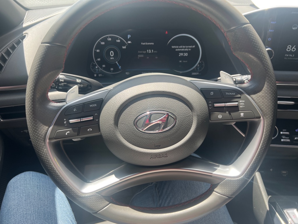 Hyundai Sonata photo 3