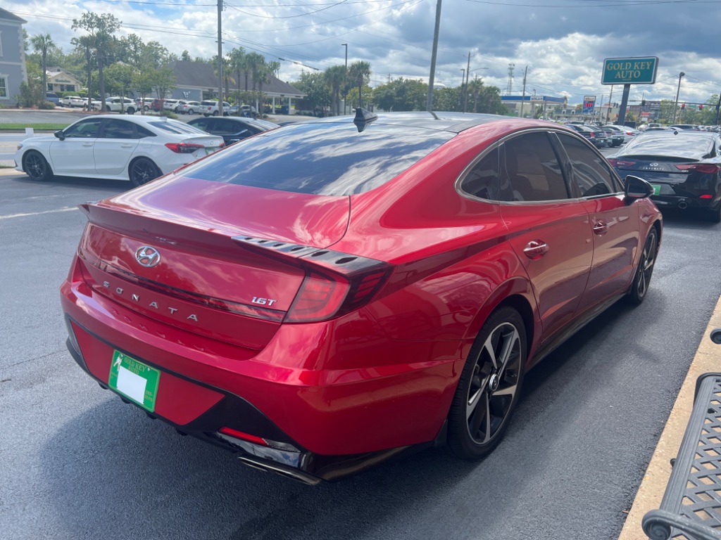Hyundai Sonata photo 11