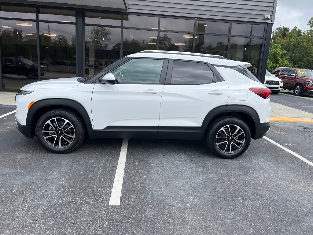 Chevrolet Trailblazer photo 9