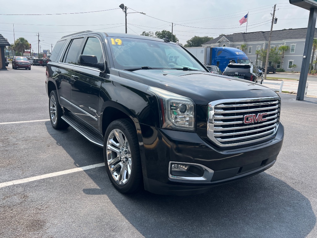 GMC Yukon photo 14