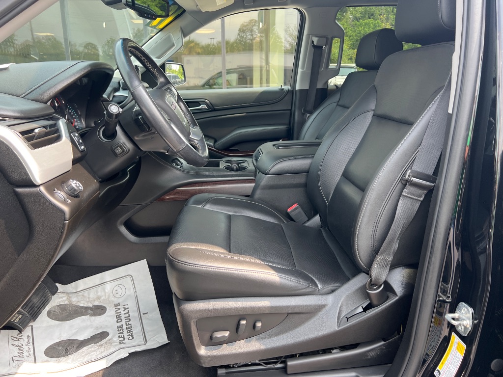 GMC Yukon photo 15