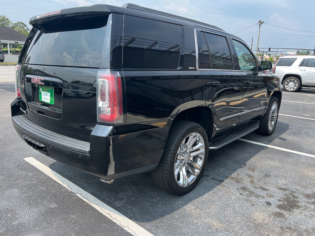 GMC Yukon photo 13