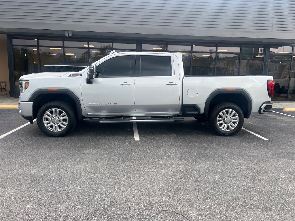 GMC Sierra photo 11