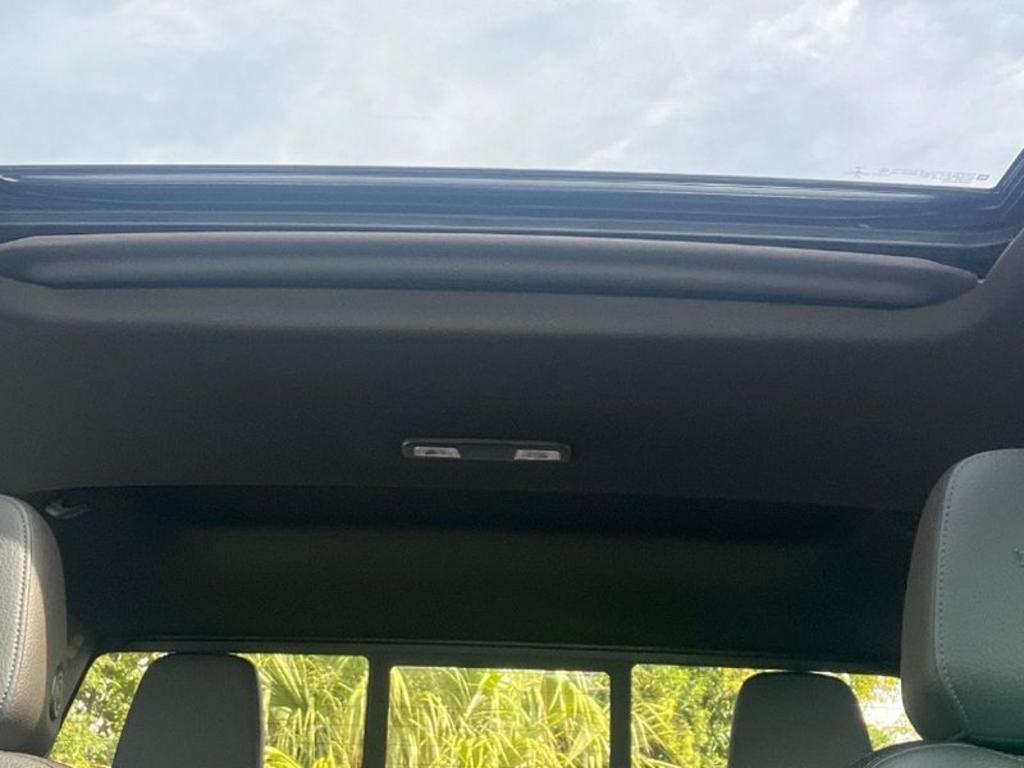 GMC Sierra photo 9