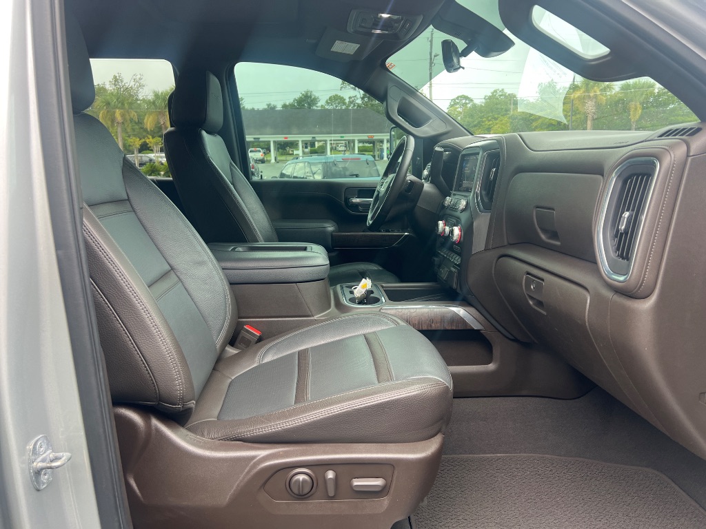 GMC Sierra photo 17