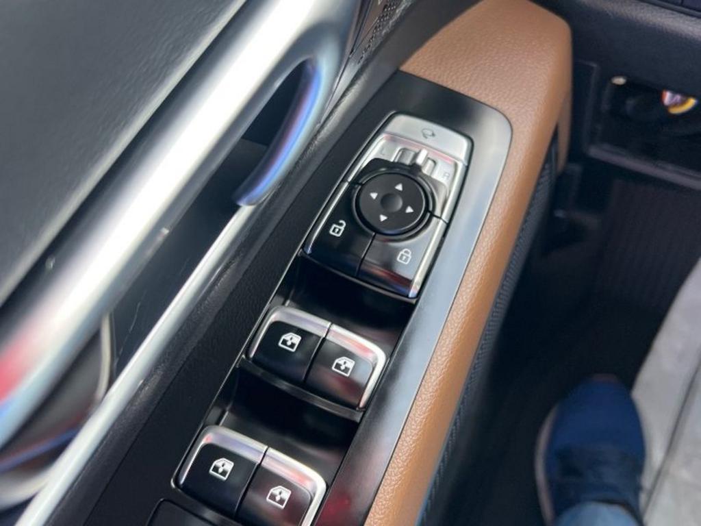 Kia Telluride photo 2