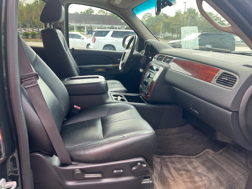 Chevrolet Avalanche photo 14