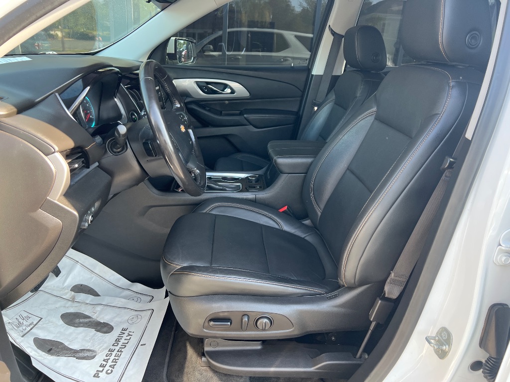 Chevrolet Traverse photo 14