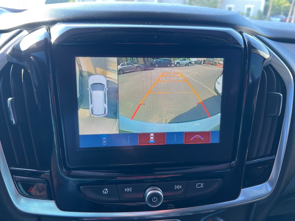 Chevrolet Traverse photo 6