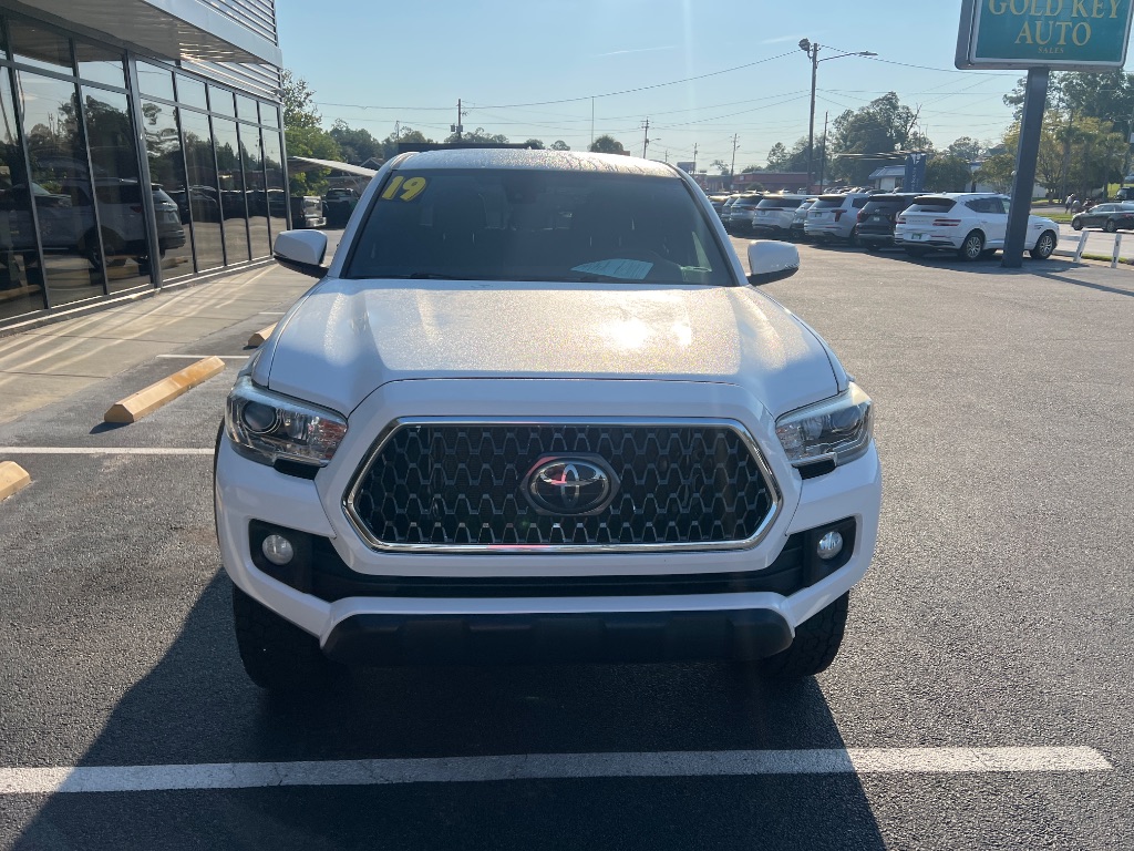 Toyota Tacoma photo 8