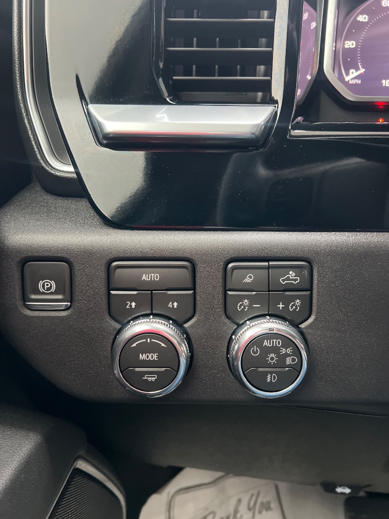 GMC Sierra photo 3