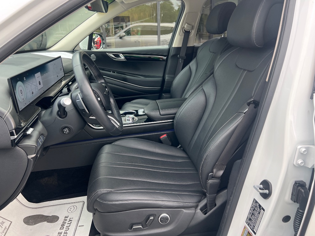 Genesis GV80 photo 14