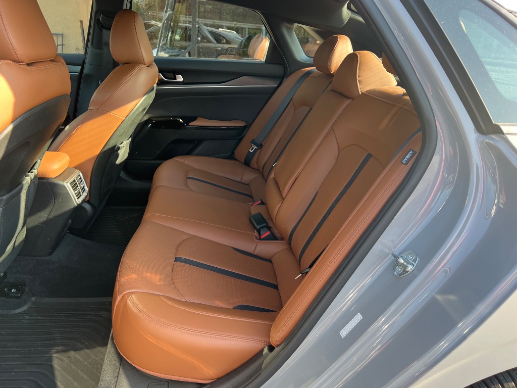Kia K5 photo 16