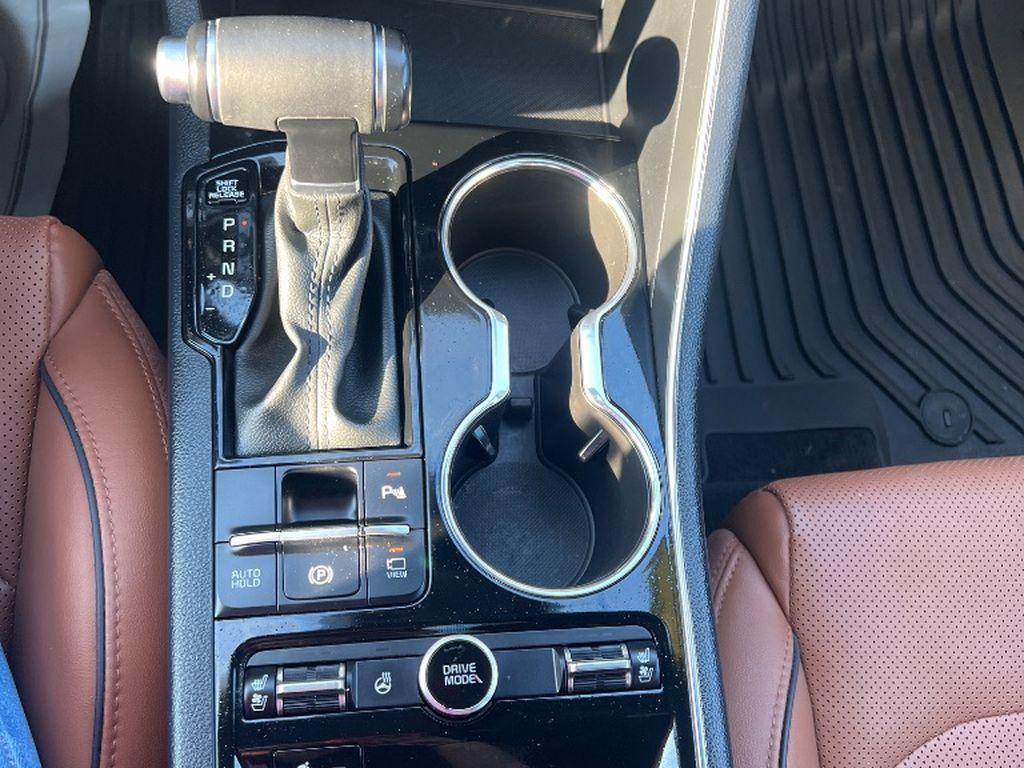 Kia K5 photo 8