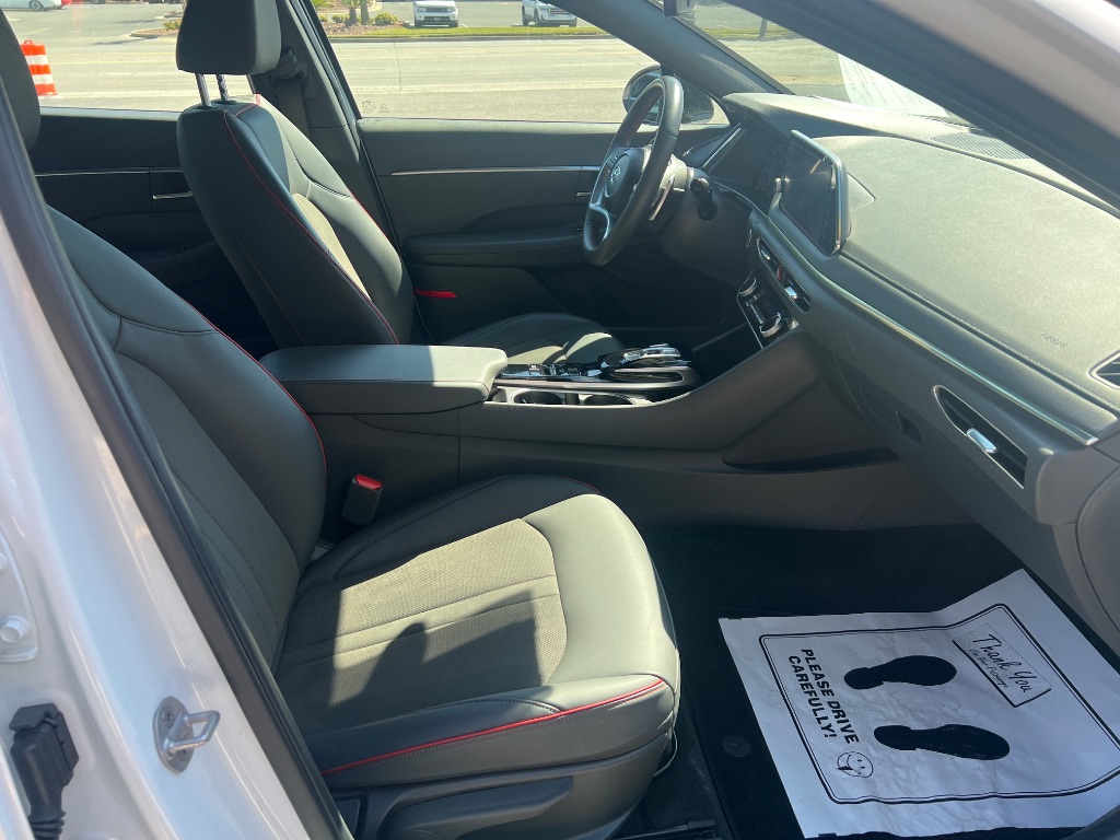 2023 Hyundai Sonata SEL Plus - Photo 17