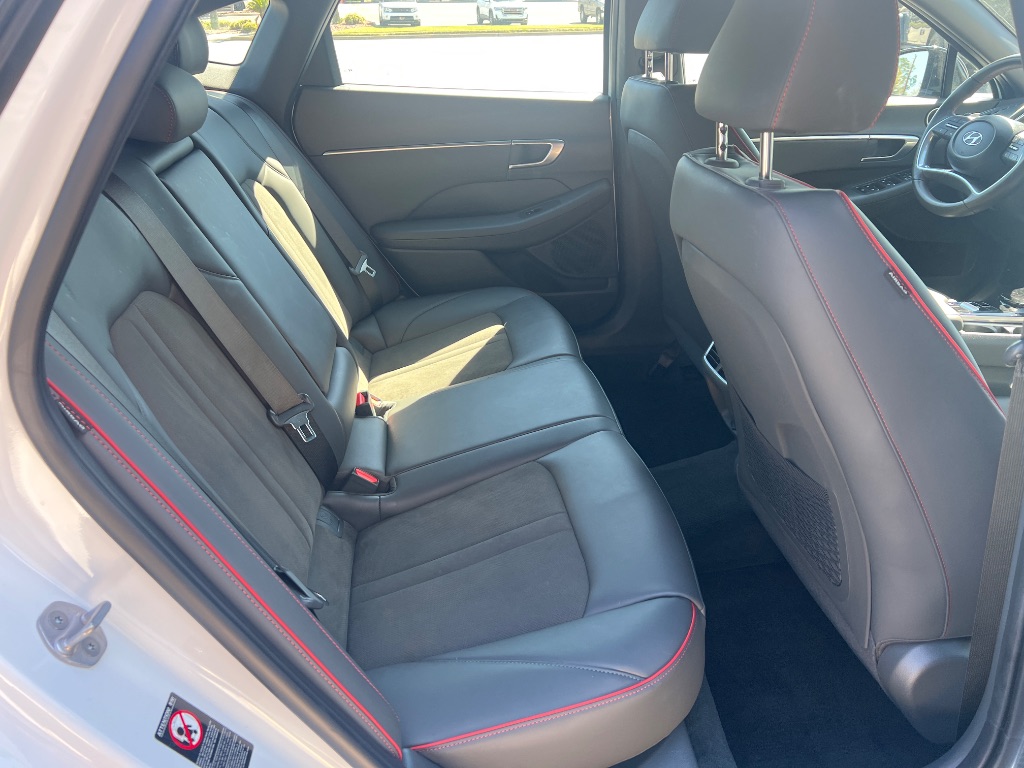 2023 Hyundai Sonata SEL Plus - Photo 18