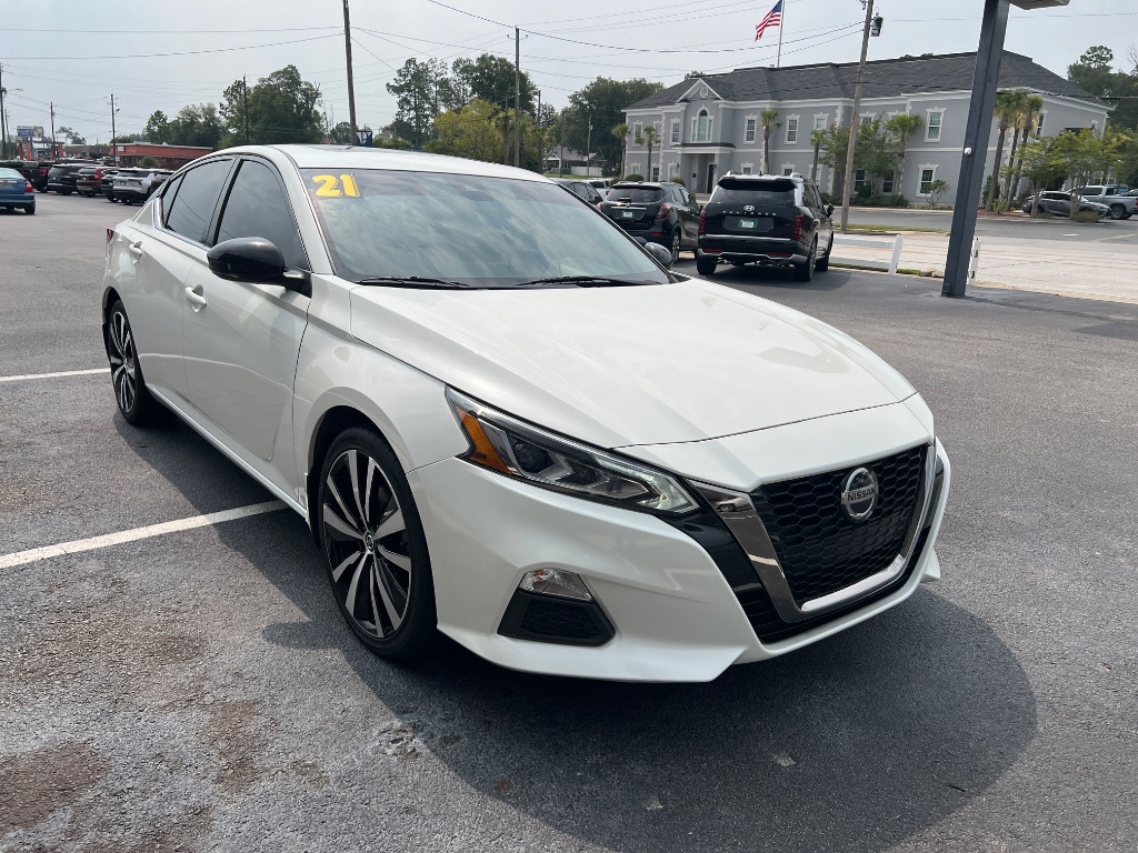 Nissan Altima photo 13