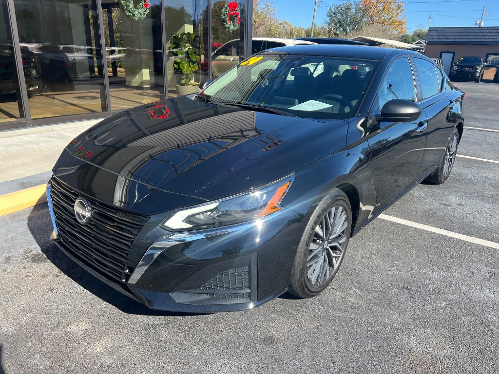 2024 Nissan Altima SV