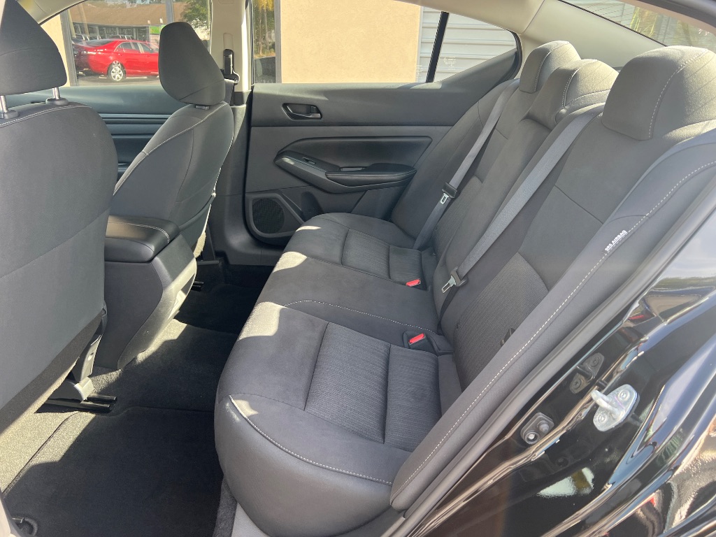 2025 Nissan Altima SV - Photo 14