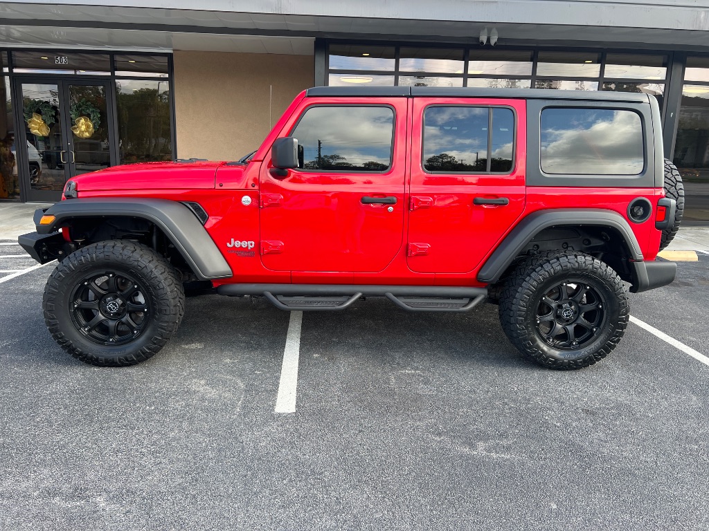 Jeep Wrangler photo 8