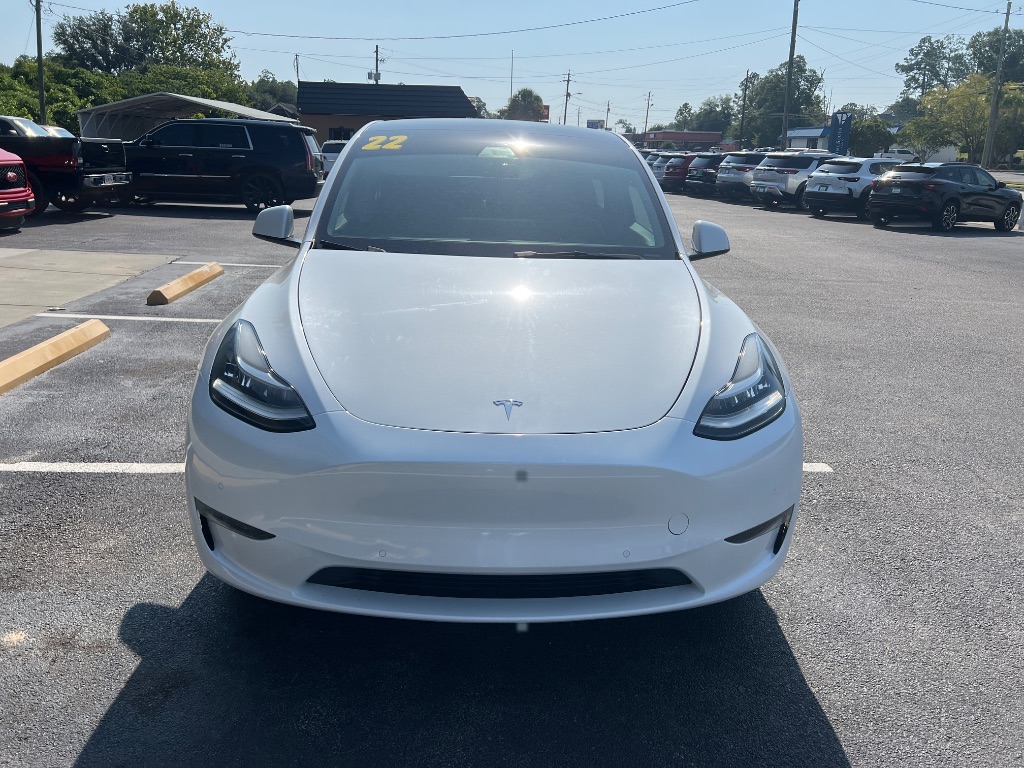 Tesla Model Y photo 7