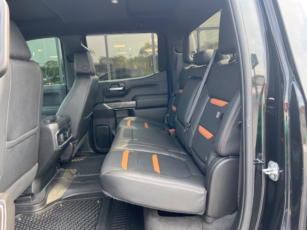 GMC Sierra photo 14