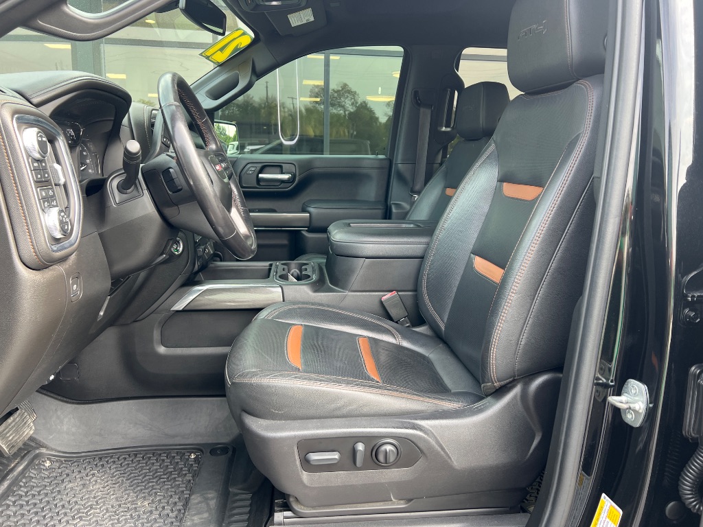 GMC Sierra photo 13