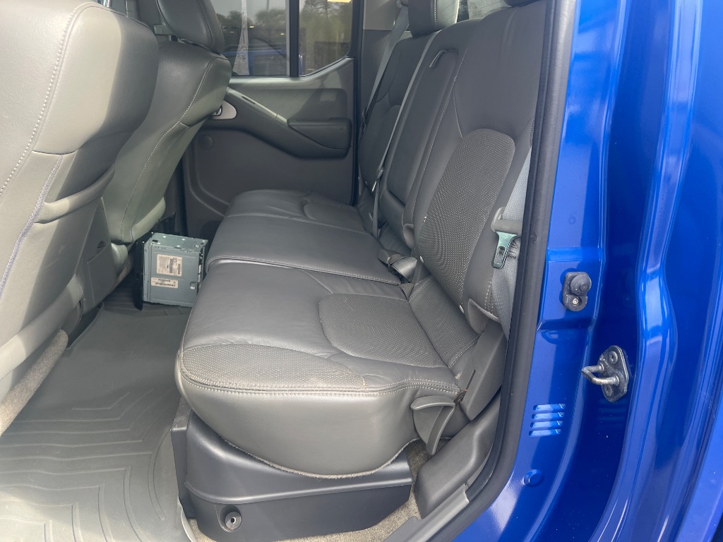 Nissan Frontier photo 13