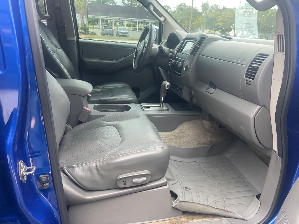 Nissan Frontier photo 14