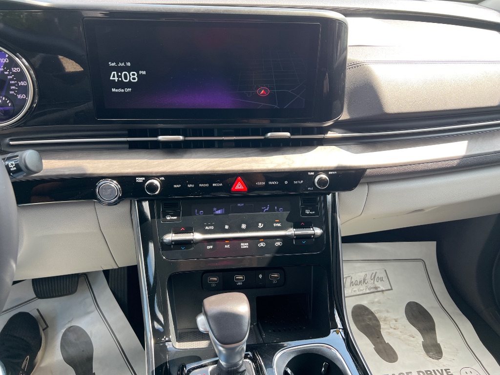 Kia Carnival photo 7