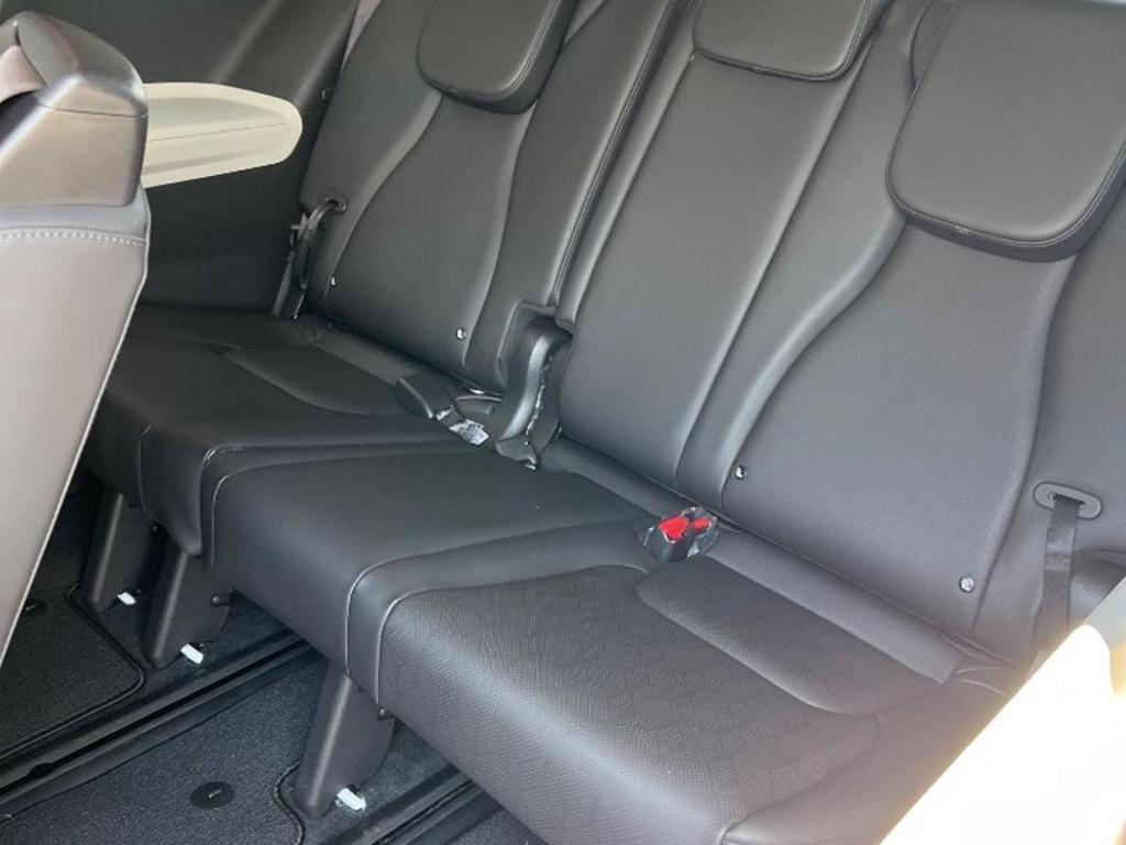 Kia Carnival photo 16