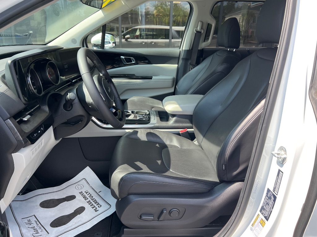 Kia Carnival photo 14