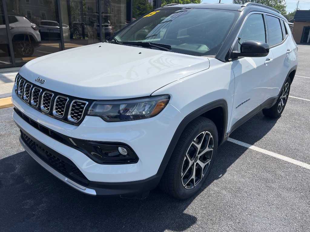 2025 Jeep Compass Limited 4X4's photo