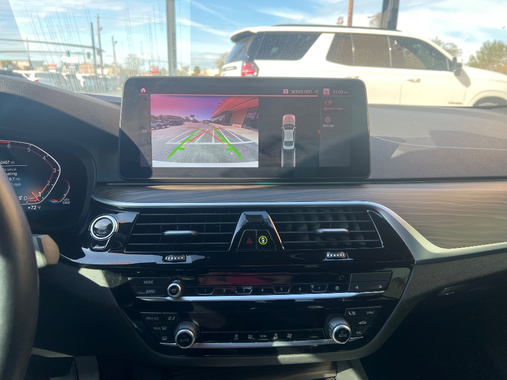 2023 BMW 5 Series 530i - Photo 6